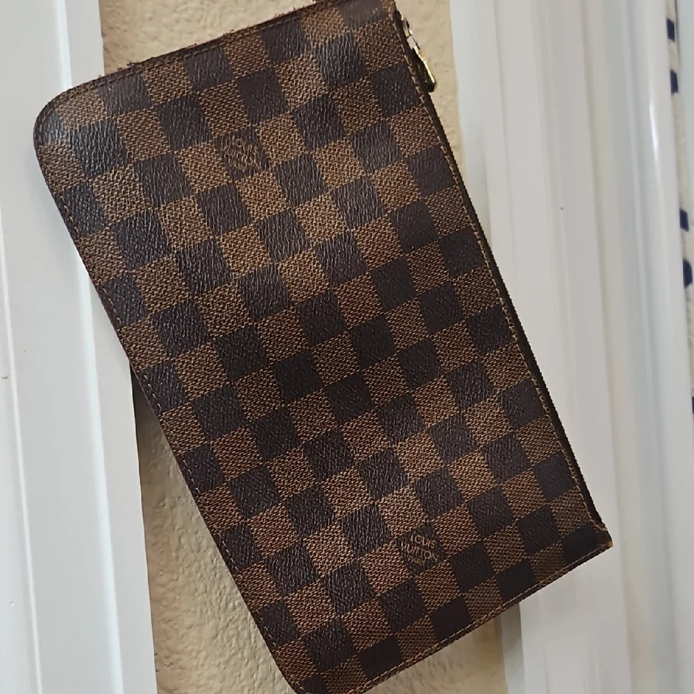 Checkered Clutch - Picture 2 of 7